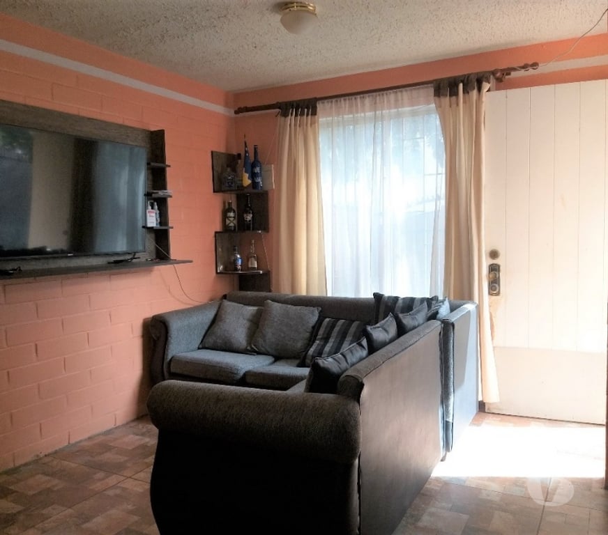 Bienes Raices Valparaíso Quilpué - Fotos de CASA DE DOS PISOS PAREO SIMPLE SECTOR NORTE