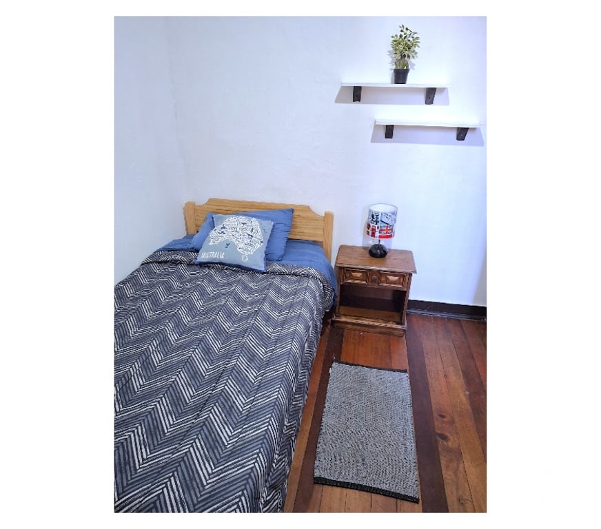Arriendo de piezas Valparaíso Valparaíso - Fotos de Pieza para trabajador o estudiante – Excelente ubicación