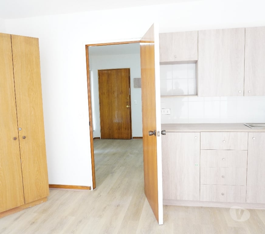 Arriendo oficinas Santiago Providencia - Fotos de Metro Pedro de Valdivia oficina 1recepcion 1 privado