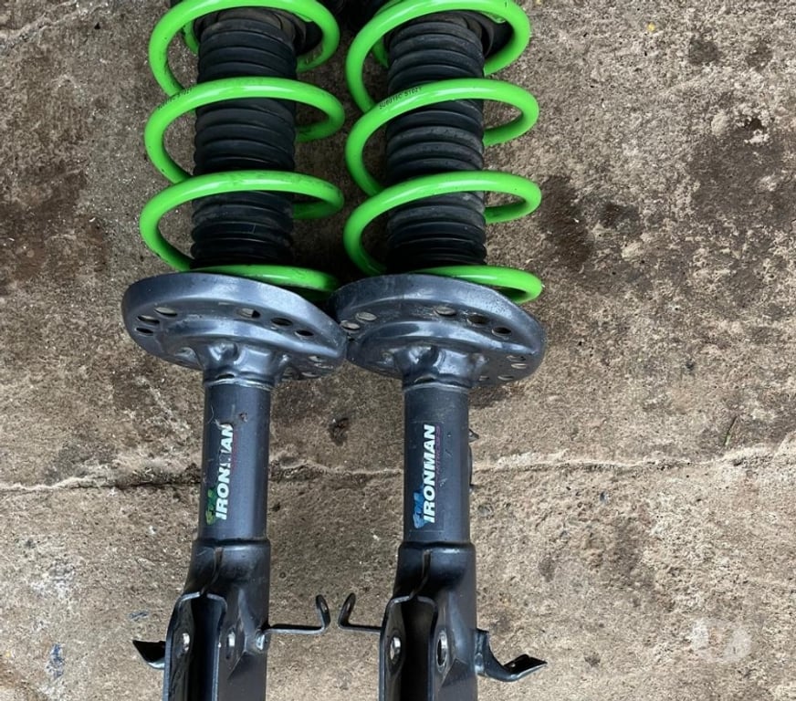 Accesorios para Autos Santiago Las Condes - Fotos de Vendo kit de suspención Ironman para Subaru New Outback