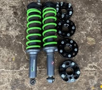 Vendo kit de suspención Ironman para Subaru New Outback