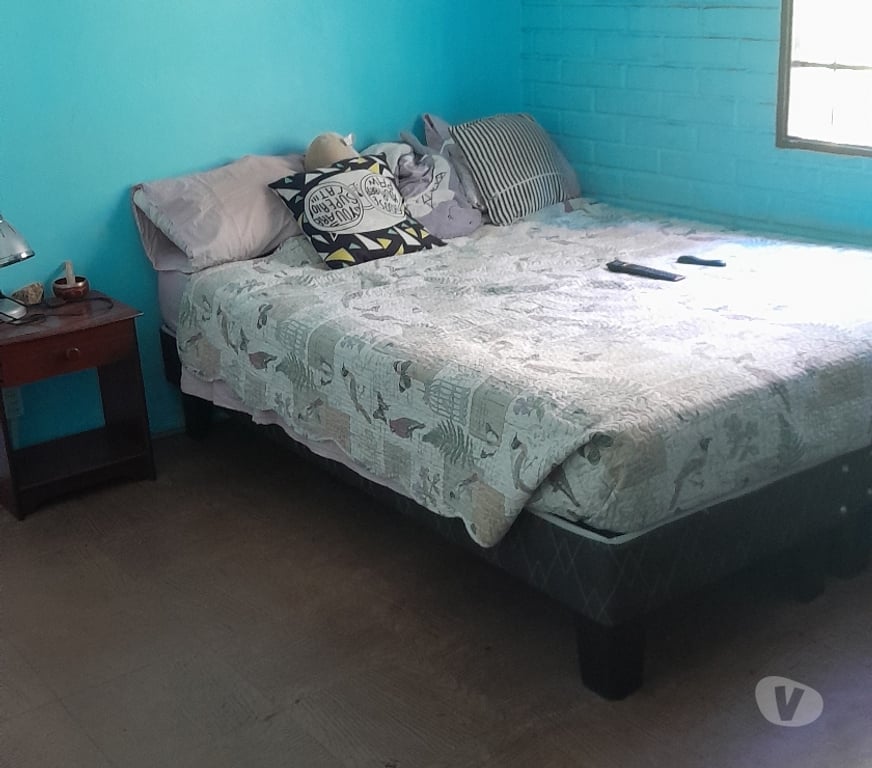 Bienes Raices Santiago La Florida - Fotos de CASA 80 180 M2.3 DORMITORIOS PASJE CERRADO METROMIRADOR