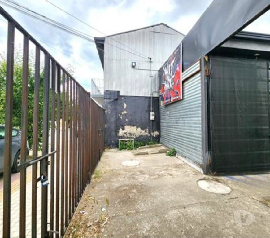 Arriendo bodegas Talca Talca - Fotos de En sector céntrico, con gran actividad Comercial.
