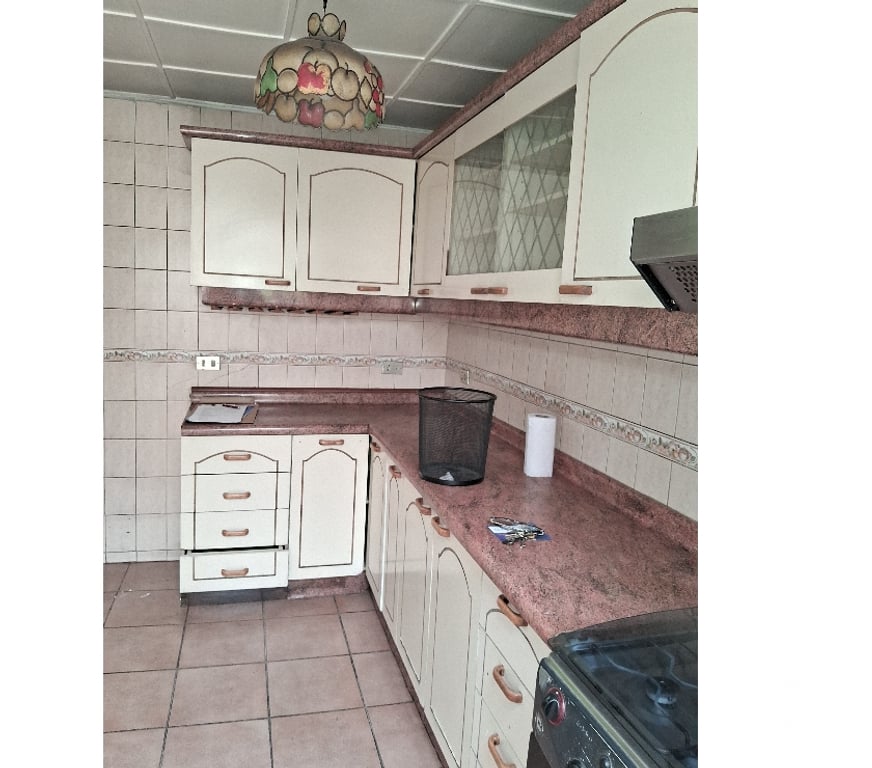 Bienes Raices Santiago Estación Central - Fotos de Metro Las Rejas -casa Full 5d+3b Quincho-psj Cerrado Seguro