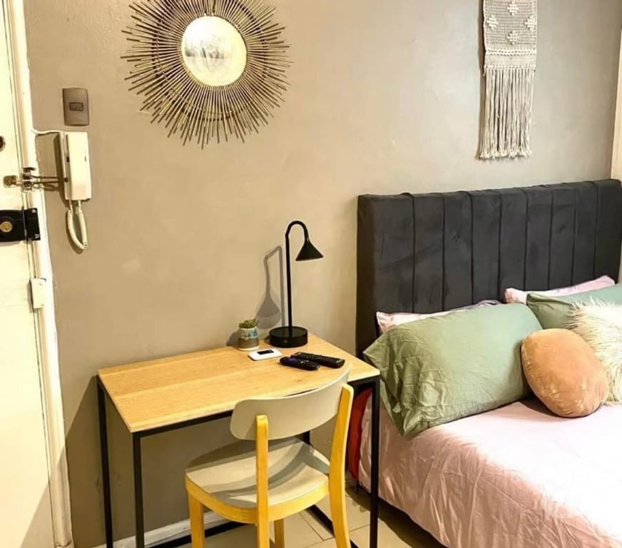 Arriendo de piezas Santiago Santiago - Fotos de Pieza Con Baño Metro Bellas Artes Santiago Centro