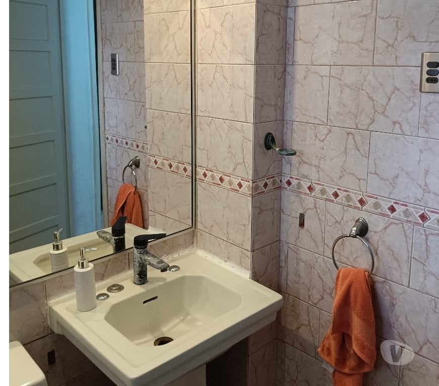 Bienes Raices Santiago Santiago - Fotos de Linda y Amplia Casa