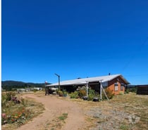 SE VENDE PARCELA CON CASA AMOBLADA