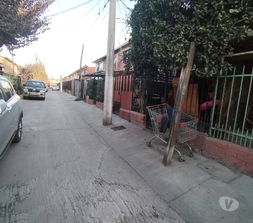 Bienes Raices Santiago Renca - Fotos de Casa para reparar solo efectivo Renca