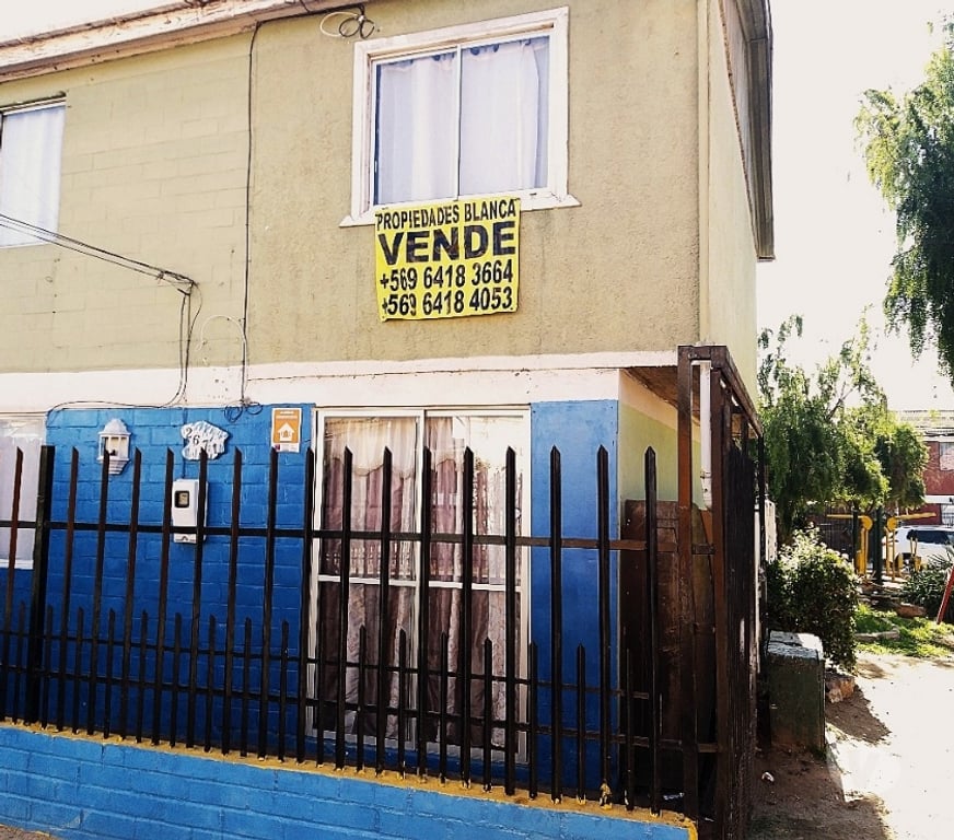 Bienes Raices Valparaíso Quilpué - Fotos de CASA EN VENTA DE DOS PISOS PAREO SIMPLE LOS PINOS