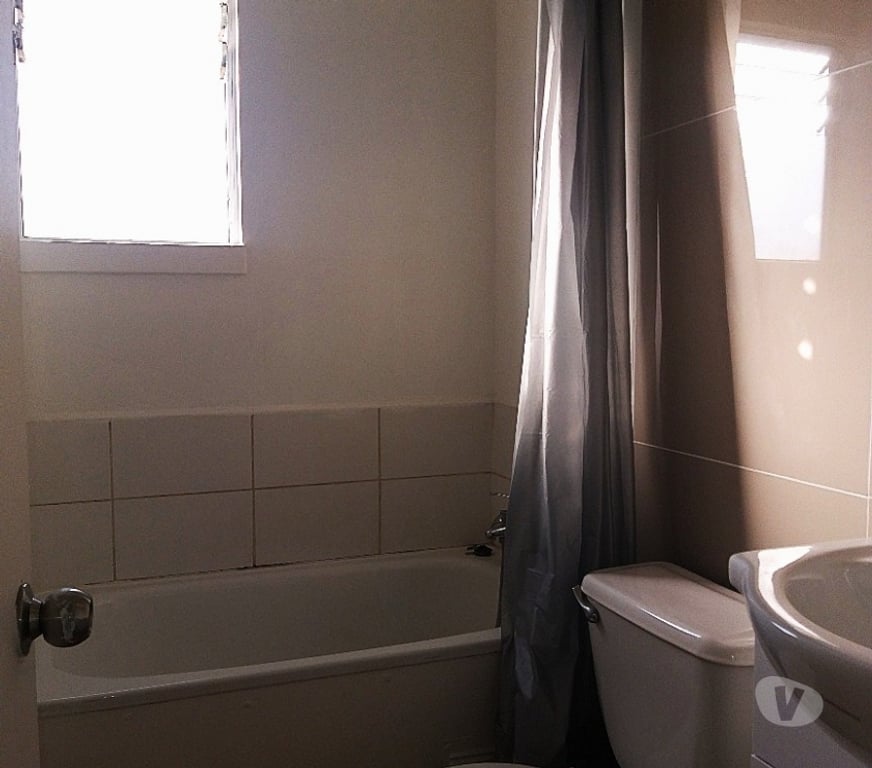 Bienes Raices Valparaíso Quilpué - Fotos de CASA DOS PISOS PAREO CONTINUO BELLOTO NORTE