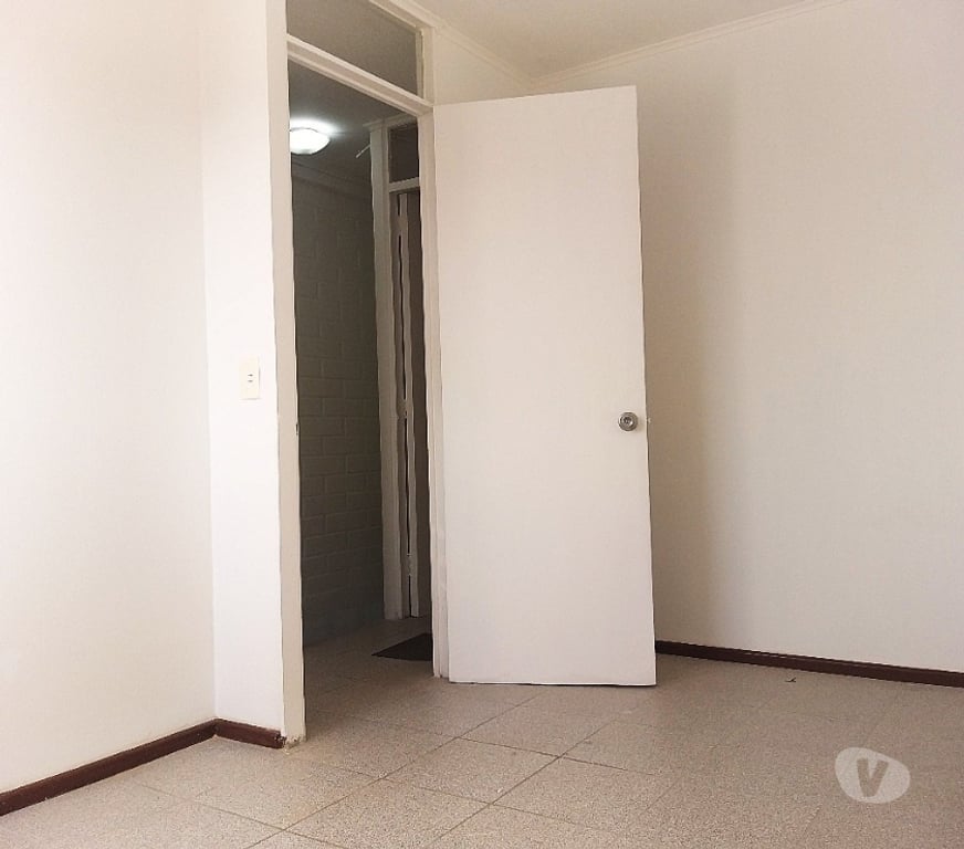 Bienes Raices Valparaíso Quilpué - Fotos de CASA DOS PISOS PAREO CONTINUO BELLOTO NORTE