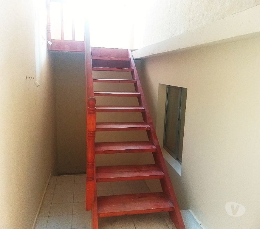 Bienes Raices Valparaíso Valparaíso - Fotos de CASA AMPLIA DOS PISOS SOLIDA VILLA RAPA NUI VALPARAISO