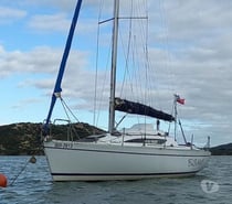 VELERO AVENTURA 27 COMPLETO EQUIPAMIENTO