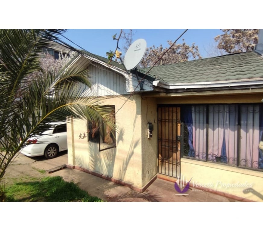 Bienes Raices Santiago La Florida - Fotos de Amplia casa a solo pasos del metro en la florida