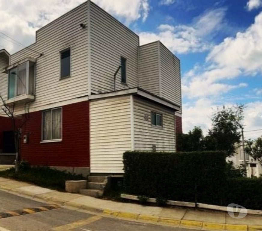 Bienes Raices Valparaíso Villa Alemana - Fotos de CASA DOS PISOS INDEPENDIENTE EN CONDOMINIO PEÑABLANCA