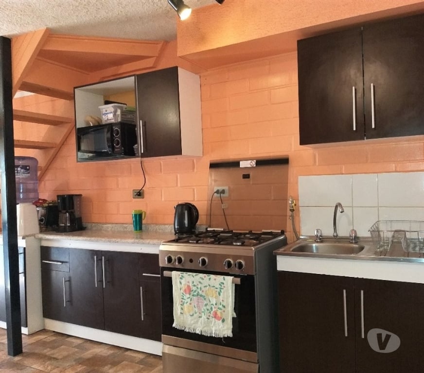 Bienes Raices Valparaíso Quilpué - Fotos de CASA DE DOS PISOS PAREO SIMPLE SECTOR NORTE