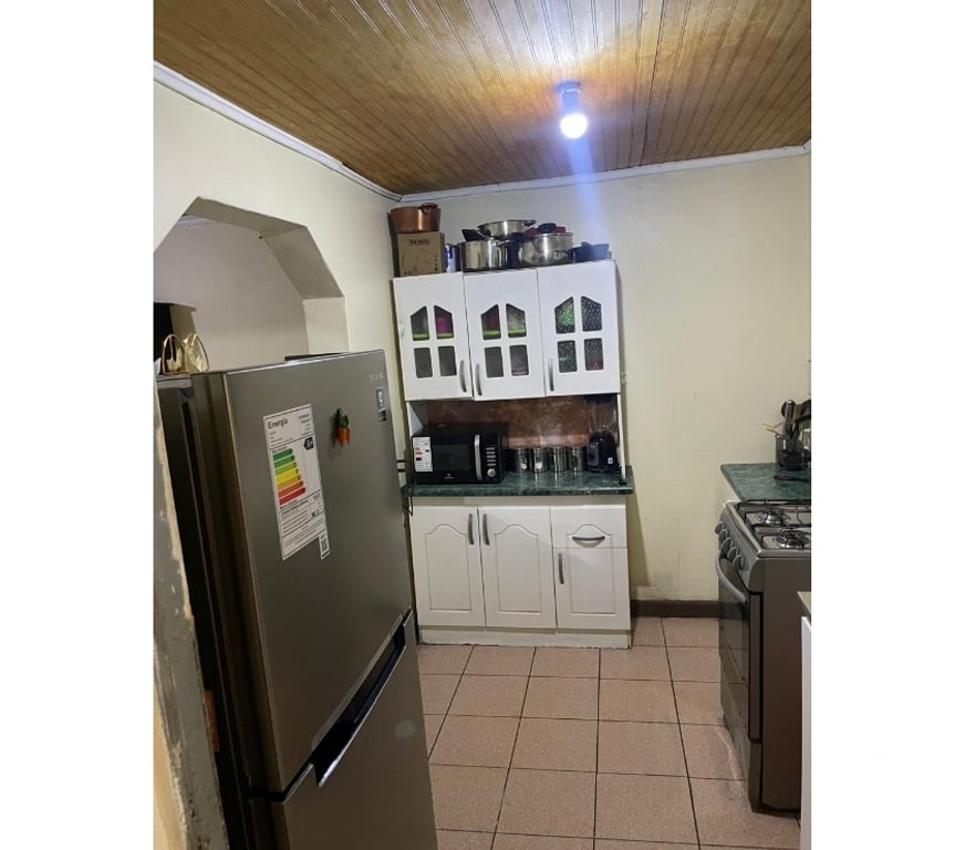 Bienes Raices Santiago La Pintana - Fotos de Venta Casa Ubicada en La Pintana