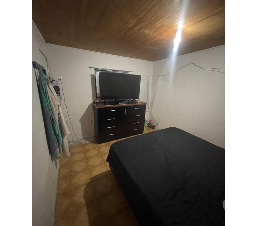 Bienes Raices Santiago La Pintana - Fotos de Venta Casa Ubicada en La Pintana