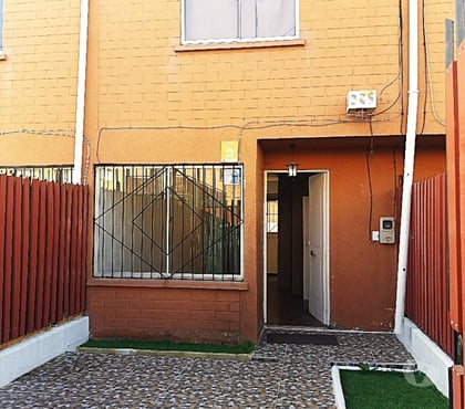 Bienes Raices Quilpué Valparaíso - Fotos de CASA DOS PISOS PAREO CONTINUO BELLOTO NORTE