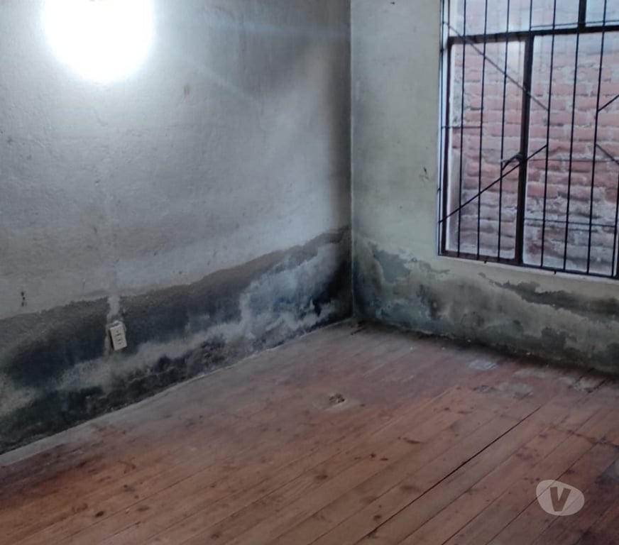 Bienes Raices Valparaíso Quilpué - Fotos de CASA AMPLIO TERRENO PARA REMODELAR