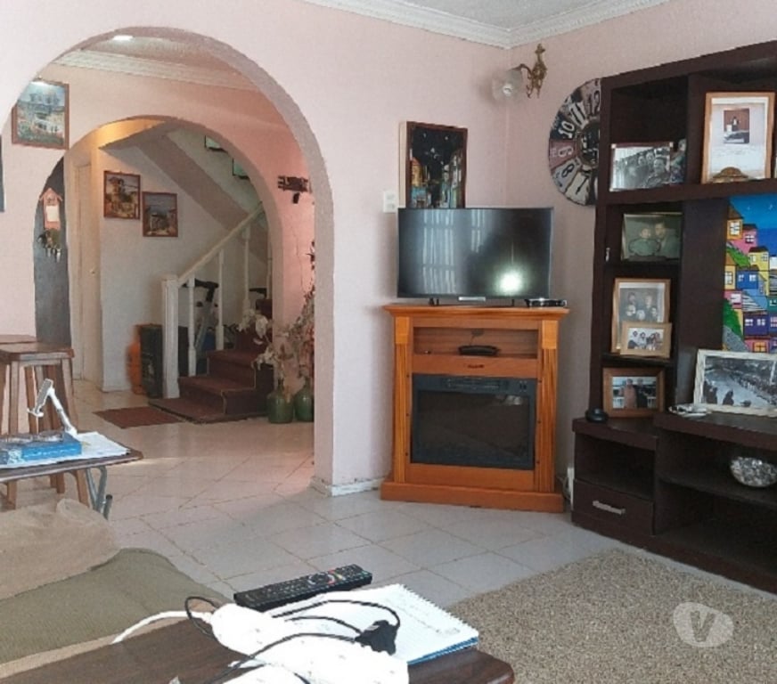 Bienes Raices Valparaíso Viña del Mar - Fotos de CASA TRES PISOS SECTOR NUEVA AURORA