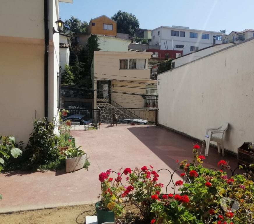 Bienes Raices Valparaíso Viña del Mar - Fotos de CASA DE DOS PISOS PAREO SIMPLE SECTOR RECREO VIÑA DEL MAR