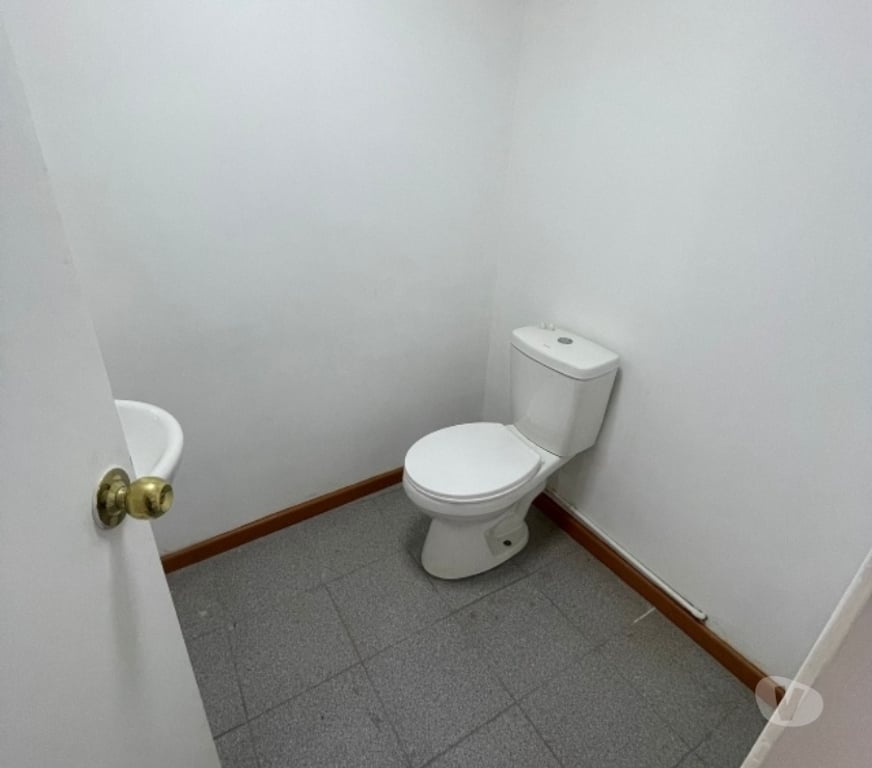 Locales Commerciales en Arriendo Valparaíso Valparaíso - Fotos de VALPO ARRIENDO LOCAL 120 MTS2. INDEPENDENCIA