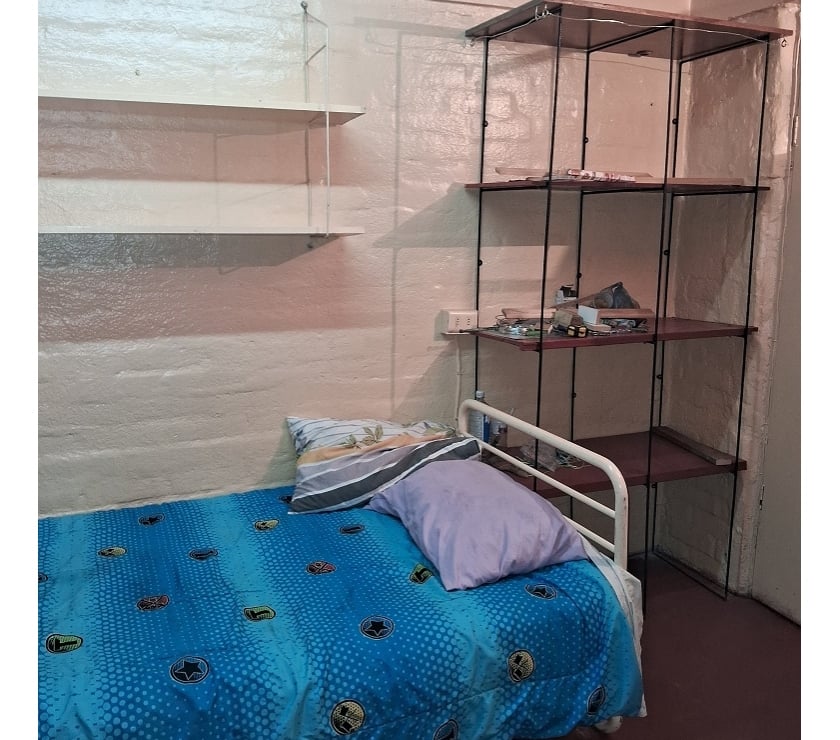 Arriendo de piezas Santiago La Florida - Fotos de PIEZA AMOBLADA WC PRIVADO SECTOR 14 VICUÑA 3C DE METRO