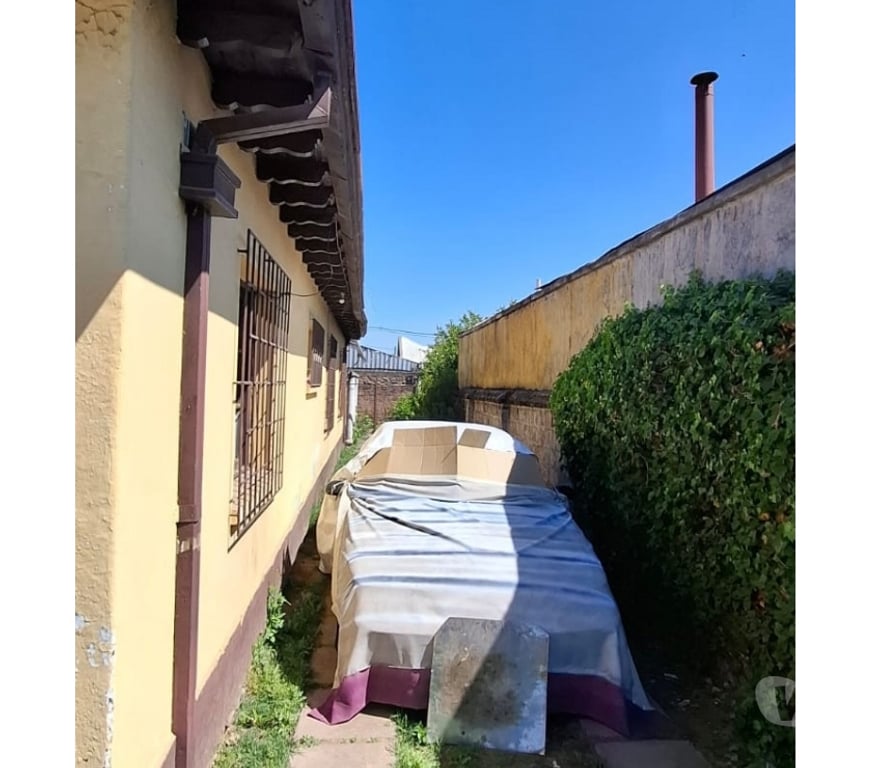 Bienes Raices Santiago La Cisterna - Fotos de Venta casa en La Cisterna Amplio terreno.