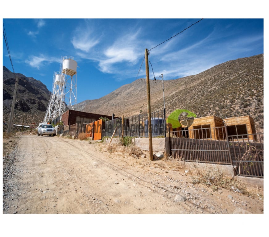 Bienes Raices Elqui Vicuña - Fotos de Sitio urbano con casa, electricidad y agua. Valle del Elqui