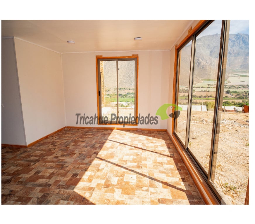 Bienes Raices Elqui Vicuña - Fotos de Sitio urbano con casa, electricidad y agua. Valle del Elqui