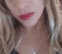 Trans juguetona ardi ricos besitos de pololo