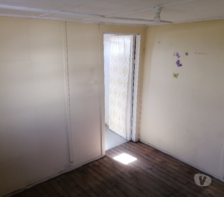 Arriendos Santiago San Ramón - Fotos de Departamento de Interior - independiente