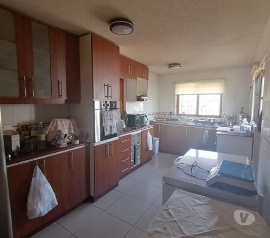 Bienes Raices Valparaíso Villa Alemana - Fotos de CASA DOS PISOS INDEPENDIENTE CON PISCINA VILLA ALEM