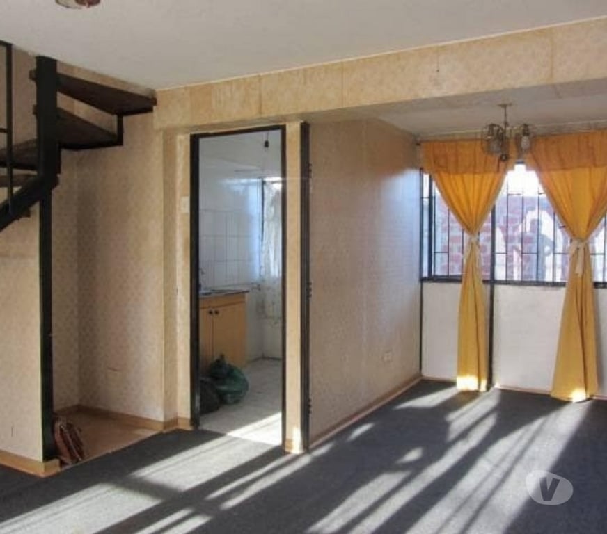 Bienes Raices Valparaíso Villa Alemana - Fotos de CASA ESQUINA DE DOS PISOS SECTOR TRONCOS VIEJOS