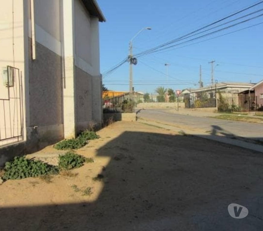 Bienes Raices Valparaíso Villa Alemana - Fotos de CASA ESQUINA DE DOS PISOS SECTOR TRONCOS VIEJOS