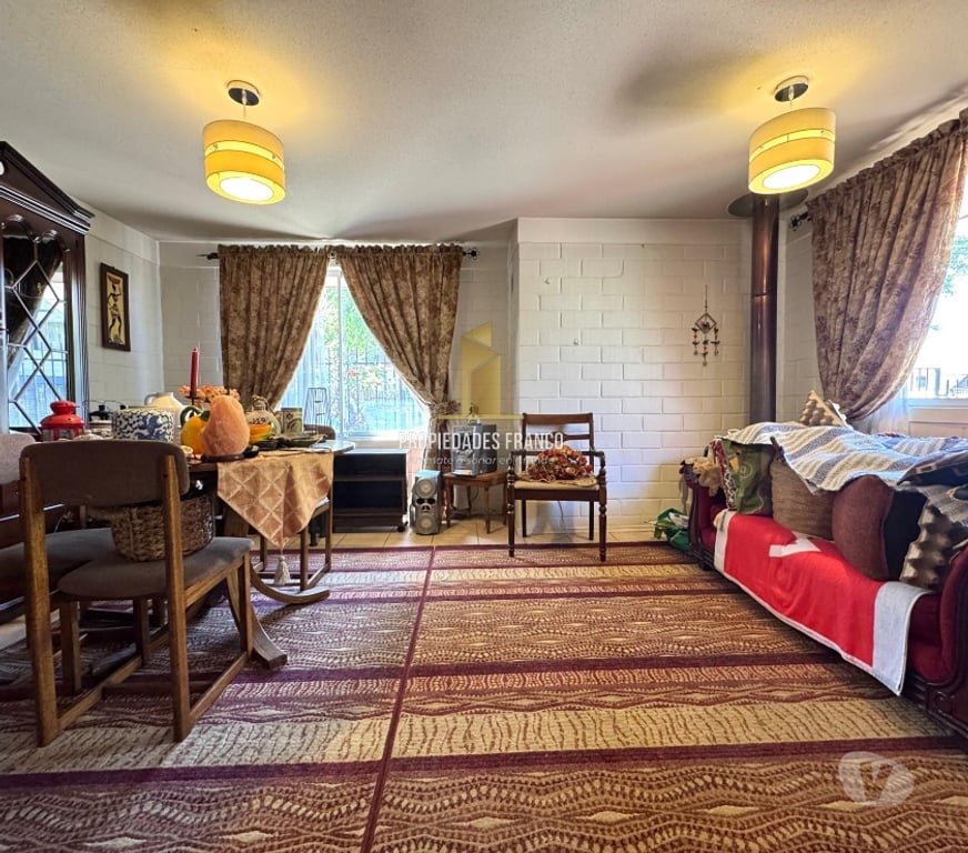 Bienes Raices Valparaíso Quilpué - Fotos de CASA EN QUILPUE DE DOS PISOS SECTOR LOS PINOS