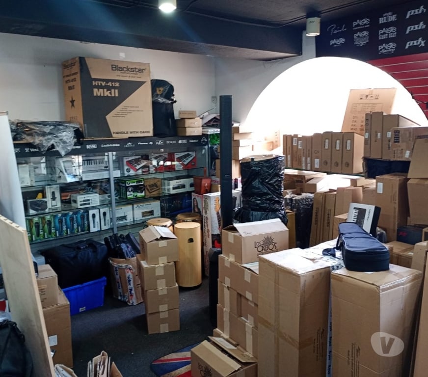 Locales Commerciales en Arriendo Valparaíso Viña del Mar - Fotos de LOCAL COMERCIAL EN VIÑA, CALLE VALPARAISO, INTERIOR GALERIA