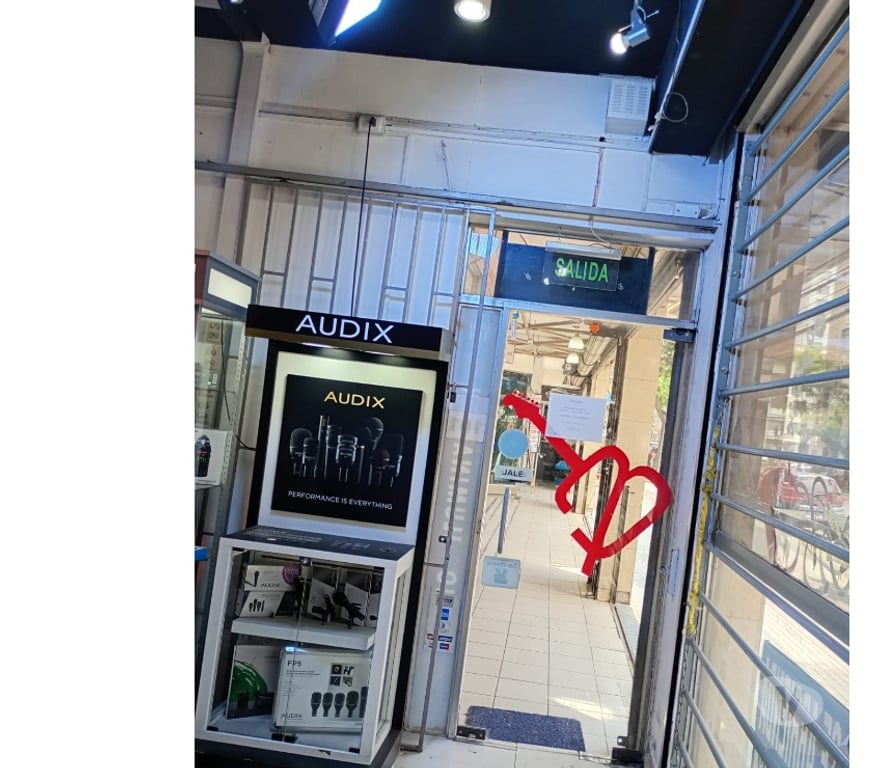 Locales Commerciales en Arriendo Valparaíso Viña del Mar - Fotos de LOCAL COMERCIAL EN VIÑA, CALLE VALPARAISO, INTERIOR GALERIA