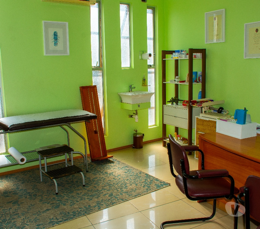 Arriendo oficinas Chacabuco Colina - Fotos de SE VENDE CENTRO MEDICO COLINA - SANTIAGO