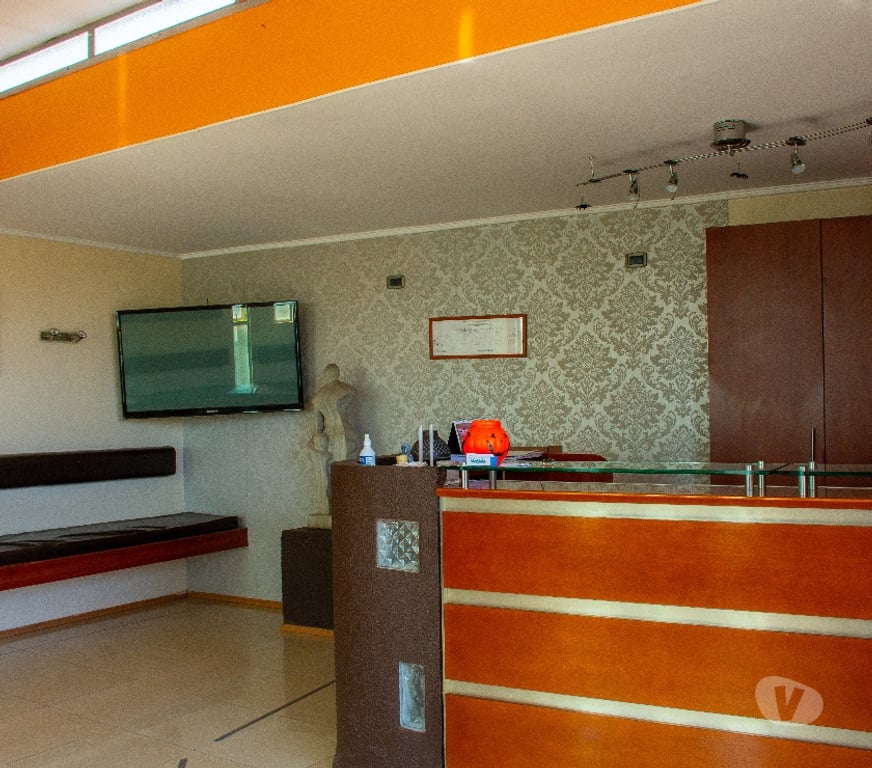 Arriendo oficinas Chacabuco Colina - Fotos de SE VENDE CENTRO MEDICO COLINA - SANTIAGO