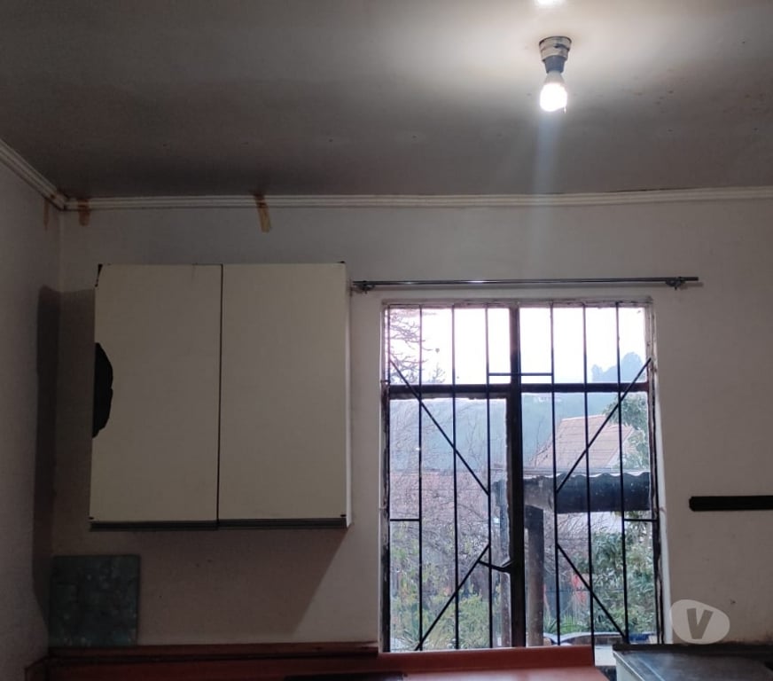 Bienes Raices Valparaíso Quilpué - Fotos de CASA AMPLIO TERRENO PARA REMODELAR