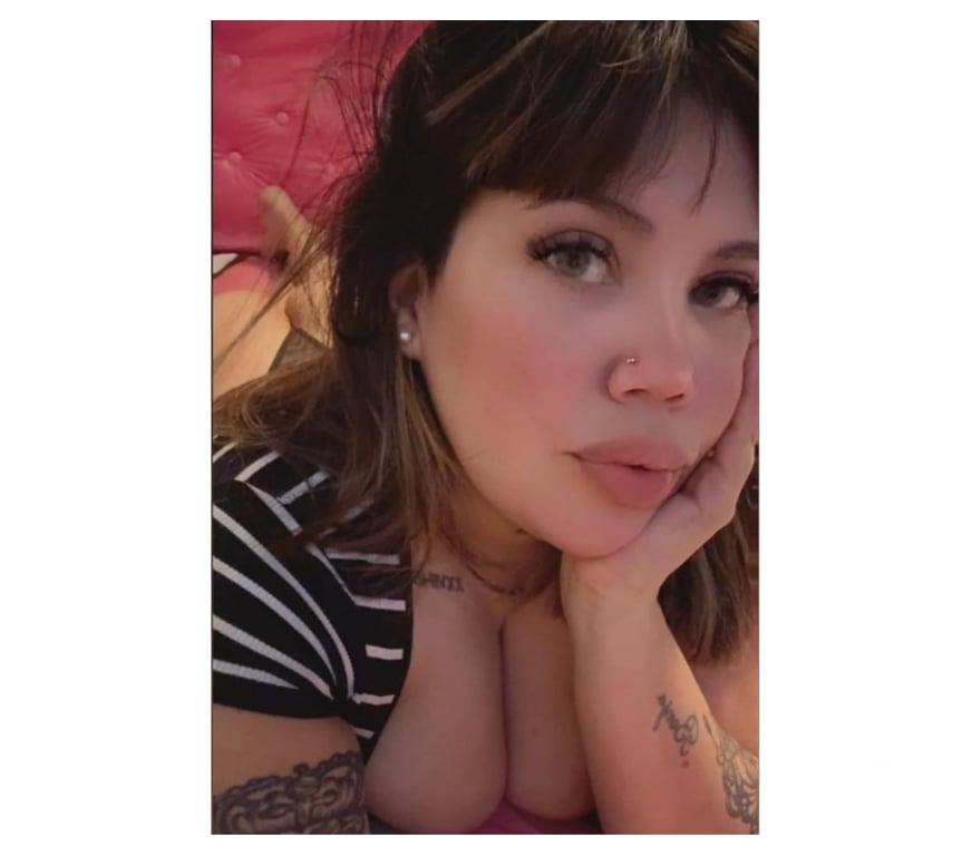 Escort Santiago Macul - Fotos de Disponible tetona culona caliente