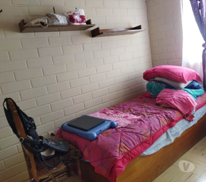 Bienes Raices Valparaíso Villa Alemana - Fotos de CASA DOS PISOS EN SECTOR TRONCOS VIEJOS