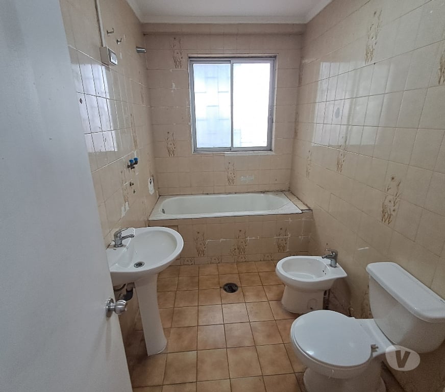 Arriendo oficinas Concepción Concepción - Fotos de Amplia Oficina, 5privados, ubicada en calle Brasil