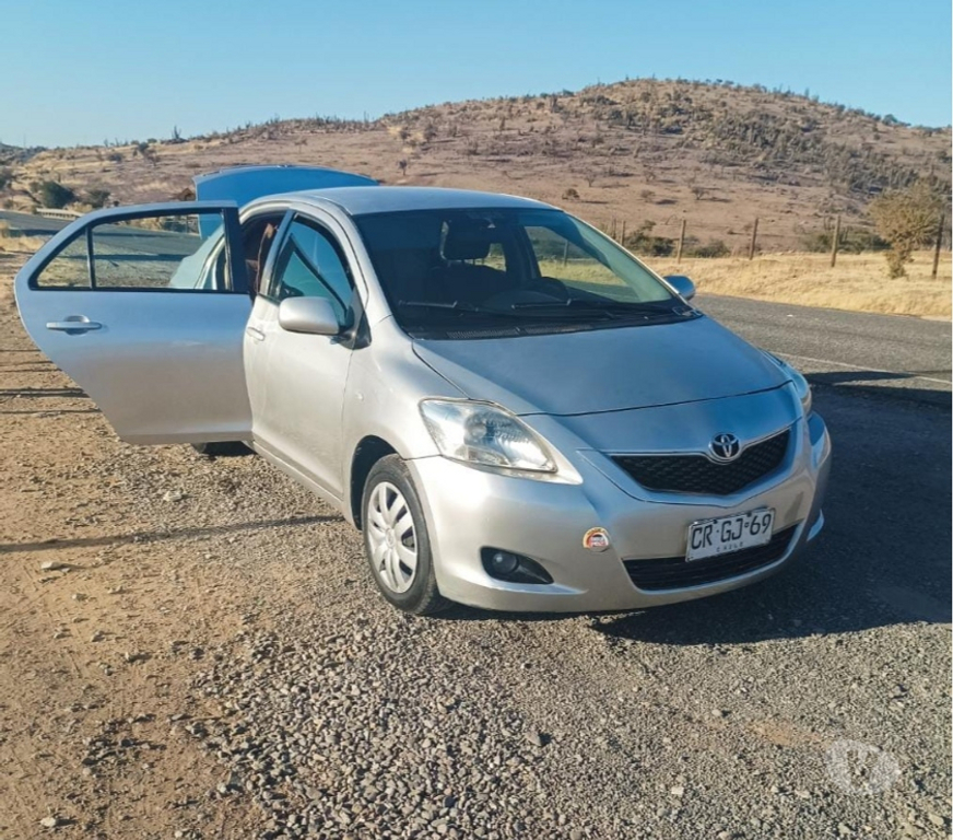 Autos usados Los Andes Los Andes - Fotos de TOYOTA YARIS 2011