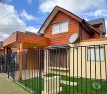 Arriendo o venta de casa amoblada de 2 pisos en P.SorVicenta