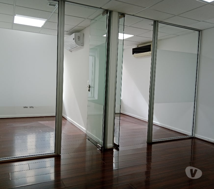 Bienes Raices Santiago Las Condes - Fotos de Vendo Oficina Polo Financiero Nueva Las Condes