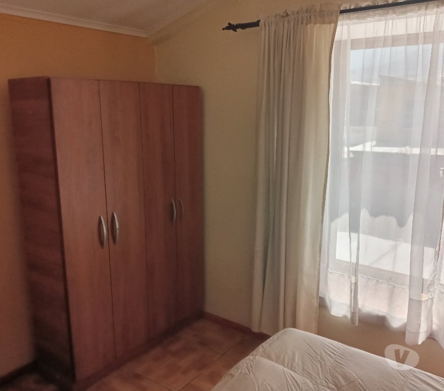 Arriendo de piezas Santiago La Florida - Fotos de Pieza en La Florida