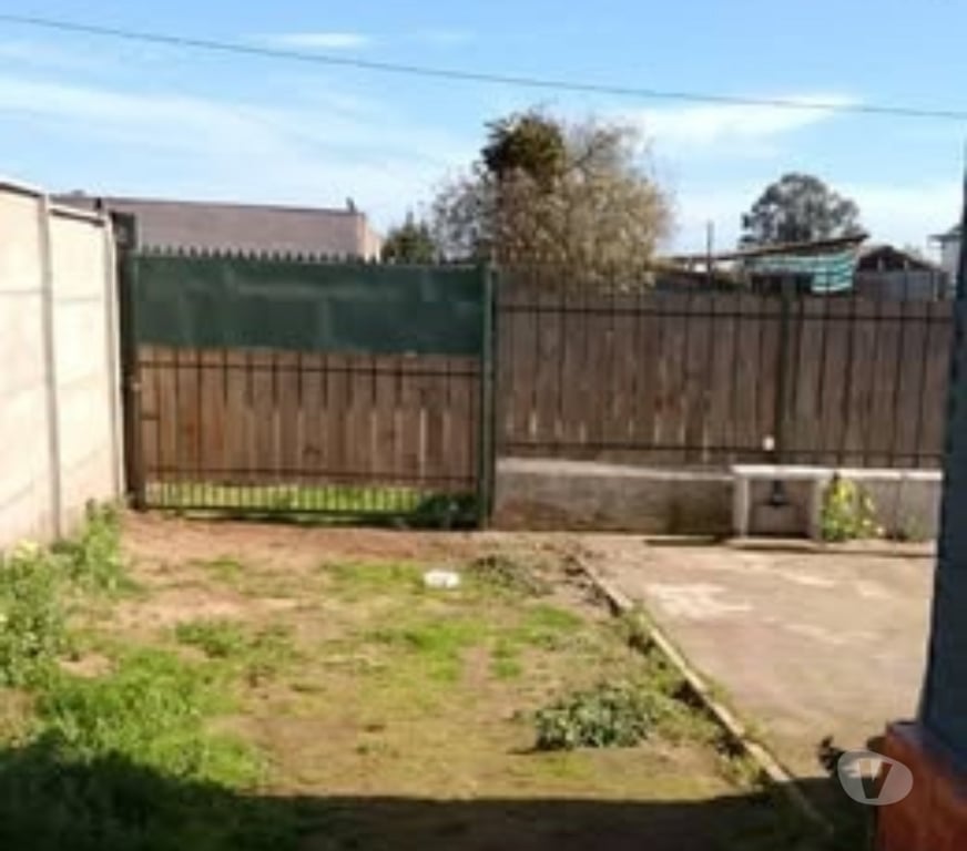 Bienes Raices San Antonio Cartagena - Fotos de 2 casas en Playa San Sebastian solo Contado